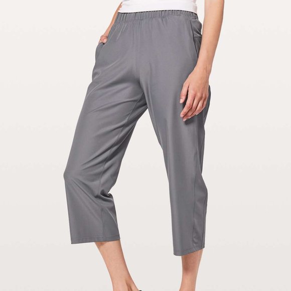 LIKE NEW: Lululemon Crops - Picture 1 of 6